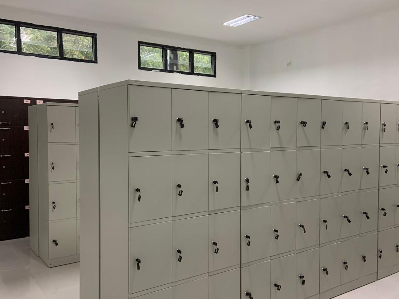 Ruang Loker Lt.1
